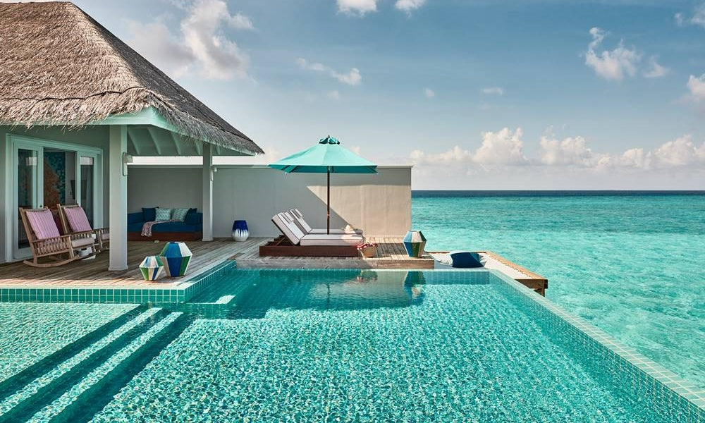 Explore Finolhu – a tropical island paradise – where the atmosphere is playful and the experiences are inspiring