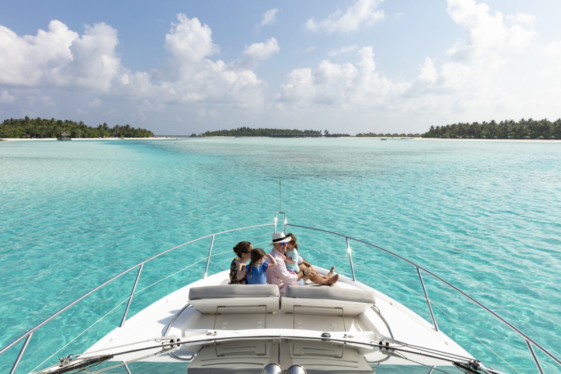Best Maldives Resorts for Honeymoon 2025–26