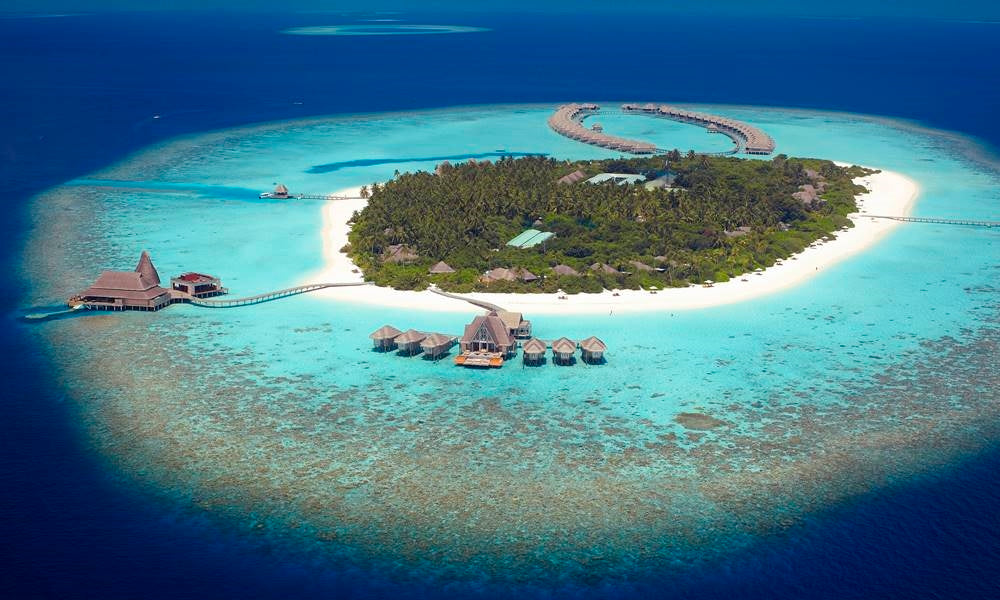 Anantara Kihavah Maldives Review: House Reef, Underwater Dining & Pool Villas