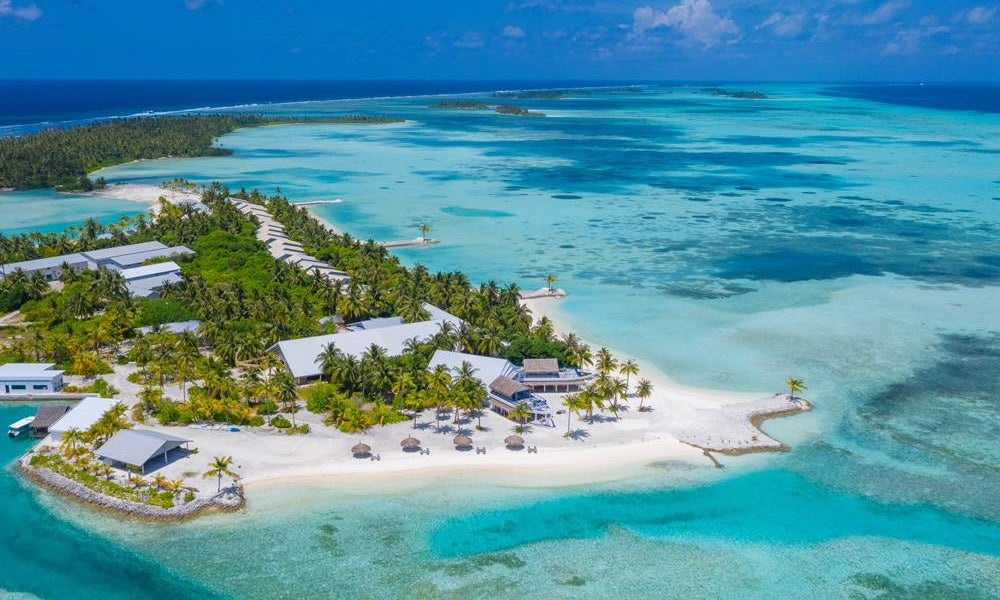 Laamu atoll’s Rahaa Resort: A luxury property featuring glided, glorious, and glamorous details