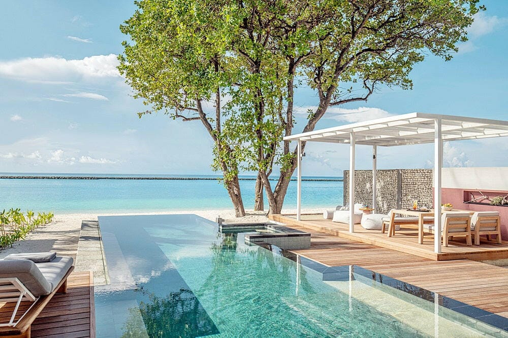 Baa Atoll Maldives resorts for manta-season trips
