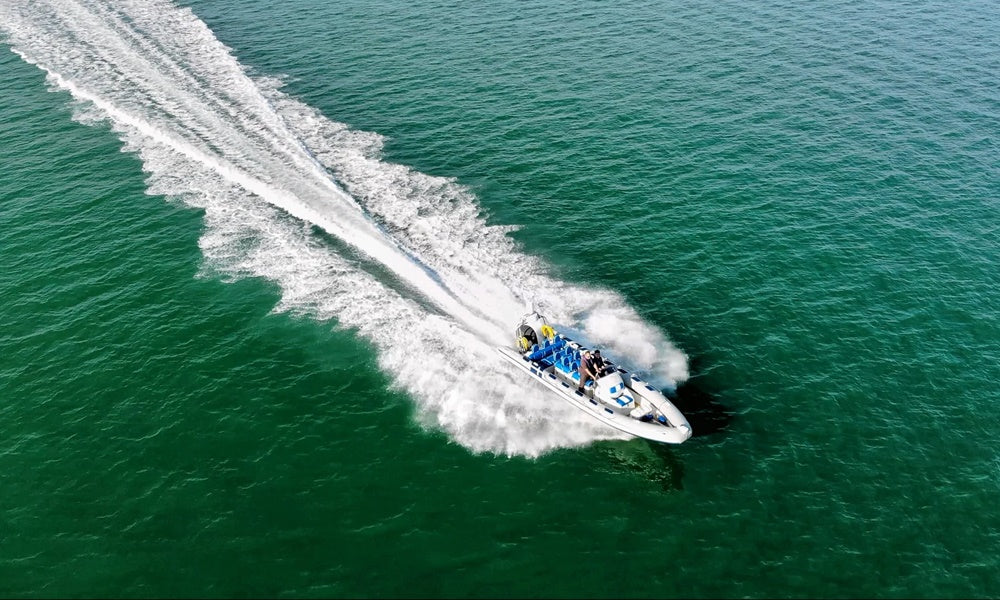 Maldives Yacht Charter Guide: When a Private Yacht Makes Sense