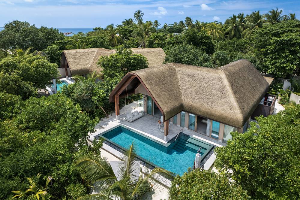 Grand Park Kodhipparu, North Malé Atoll — beach villa exterior