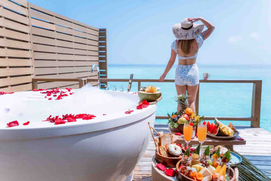 Fushifaru Maldives, Lhaviyani Atoll — Jacuzzi Water Villa