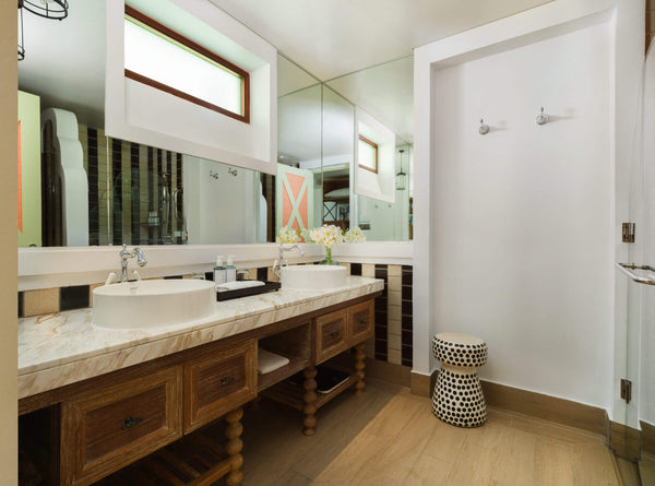 The bathroom of a Sky Room at SAii Lagoon Maldives.