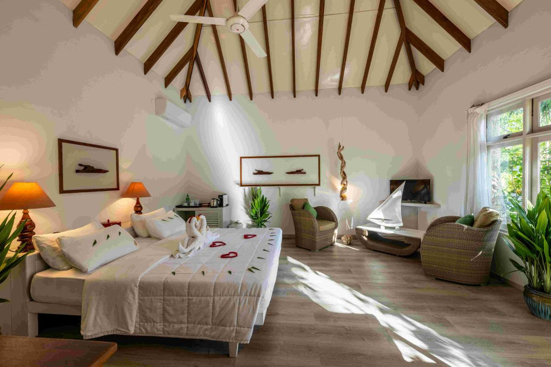 Nika Island Resort &amp; Spa