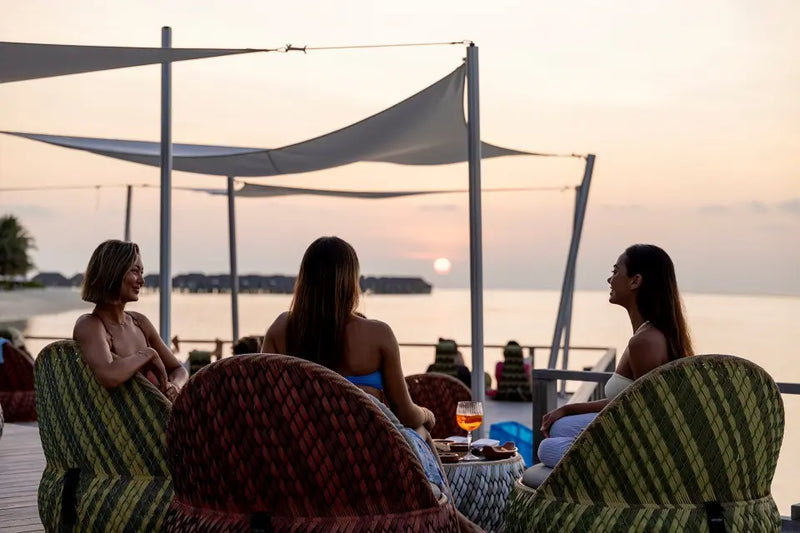 Another view of the Chill Bar at Niva Velassaru Maldives.