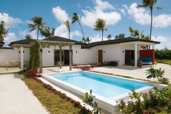 A beach villa with a pool at Joy Island.