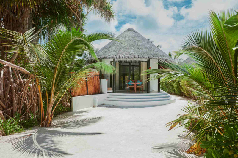 Deluxe Beach Villa at Sun Siyam Iru Fushi from outside, on the sand (2)