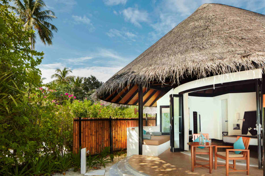 Deluxe Beach Villa at Sun Siyam Iru Fushi from outside, on the sand (3)