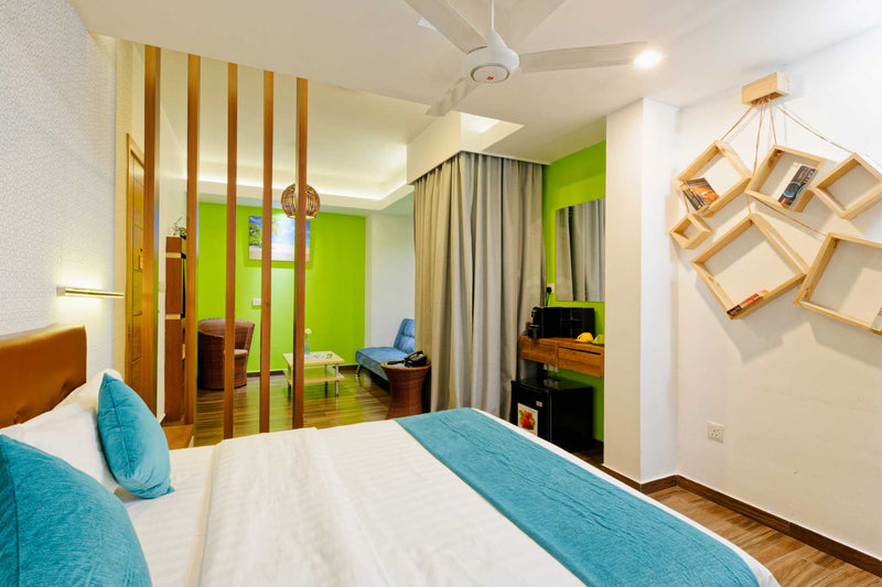 h78 Hulhumalé, North Malé Atoll: Deluxe Suite with Lounge