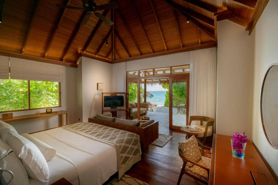 Baros Maldives, North Malé Atoll — resort dining venue