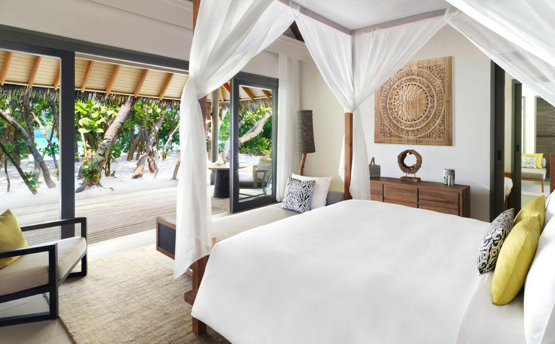 Vakkaru Maldives, Baa Atoll — beach villa exterior