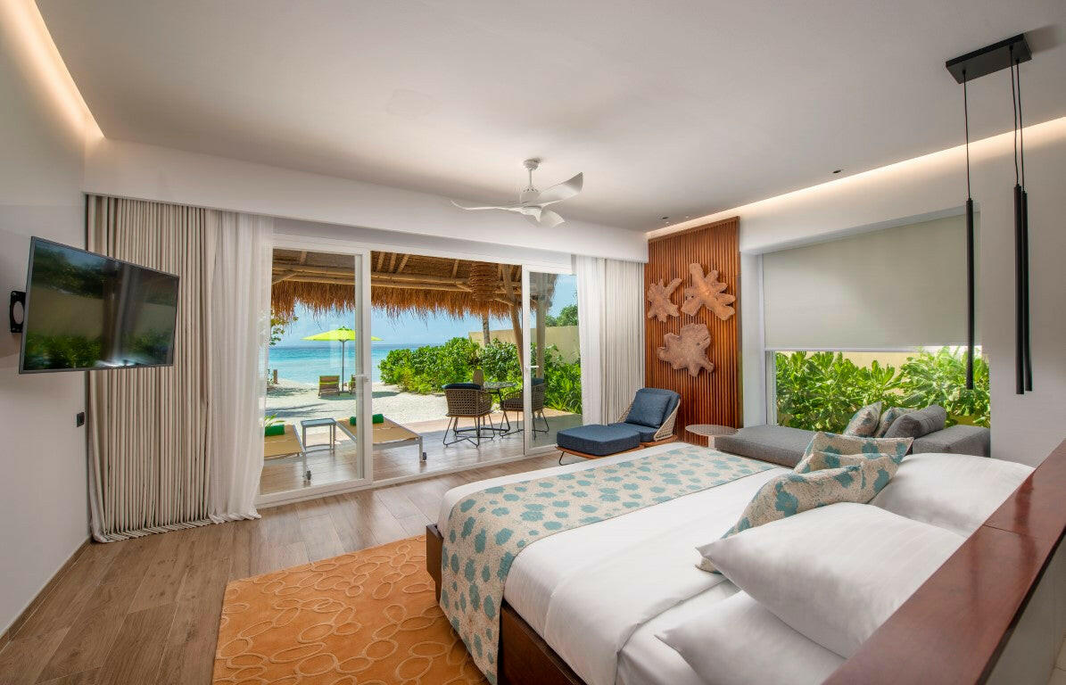 Emerald Maldives Resort & Spa, Raa Atoll — beach villa exterior