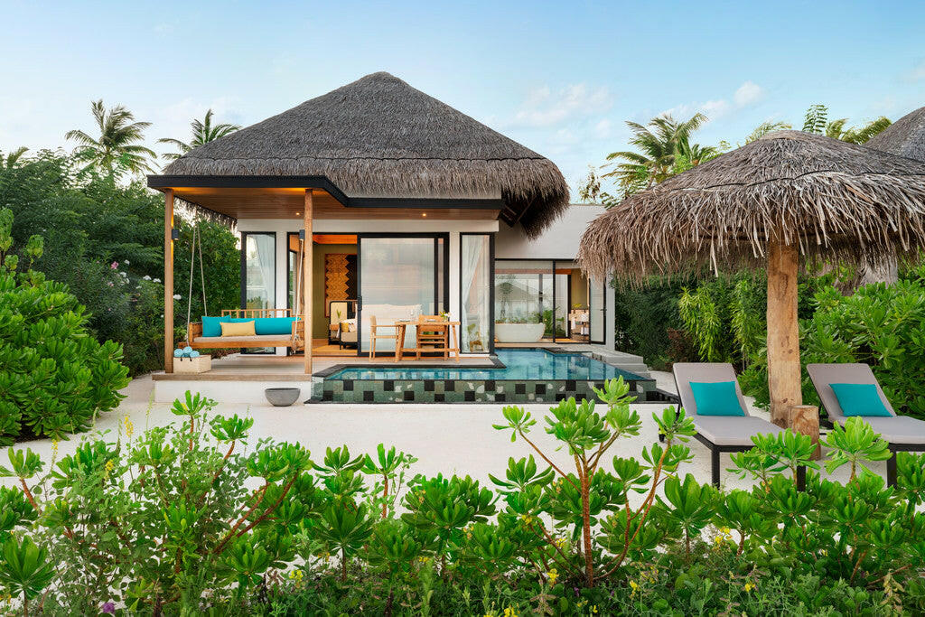 Hilton Maldives Amingiri Resort &amp; Spa, North Malé Atoll — beach villa exterior
