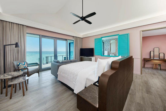 Le Méridien Maldives Resort &amp; Spa, Lhaviyani Atoll — overwater villa exterior