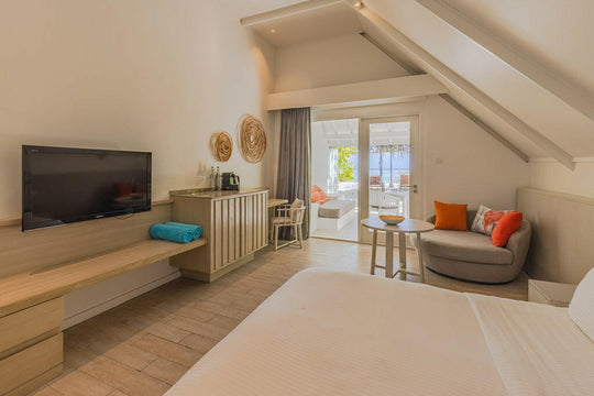 Lux* South Ari - 3 Nights with breakfast.