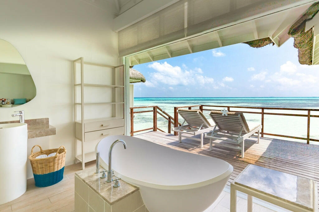 Lux* South Ari - 3 Nights with breakfast.